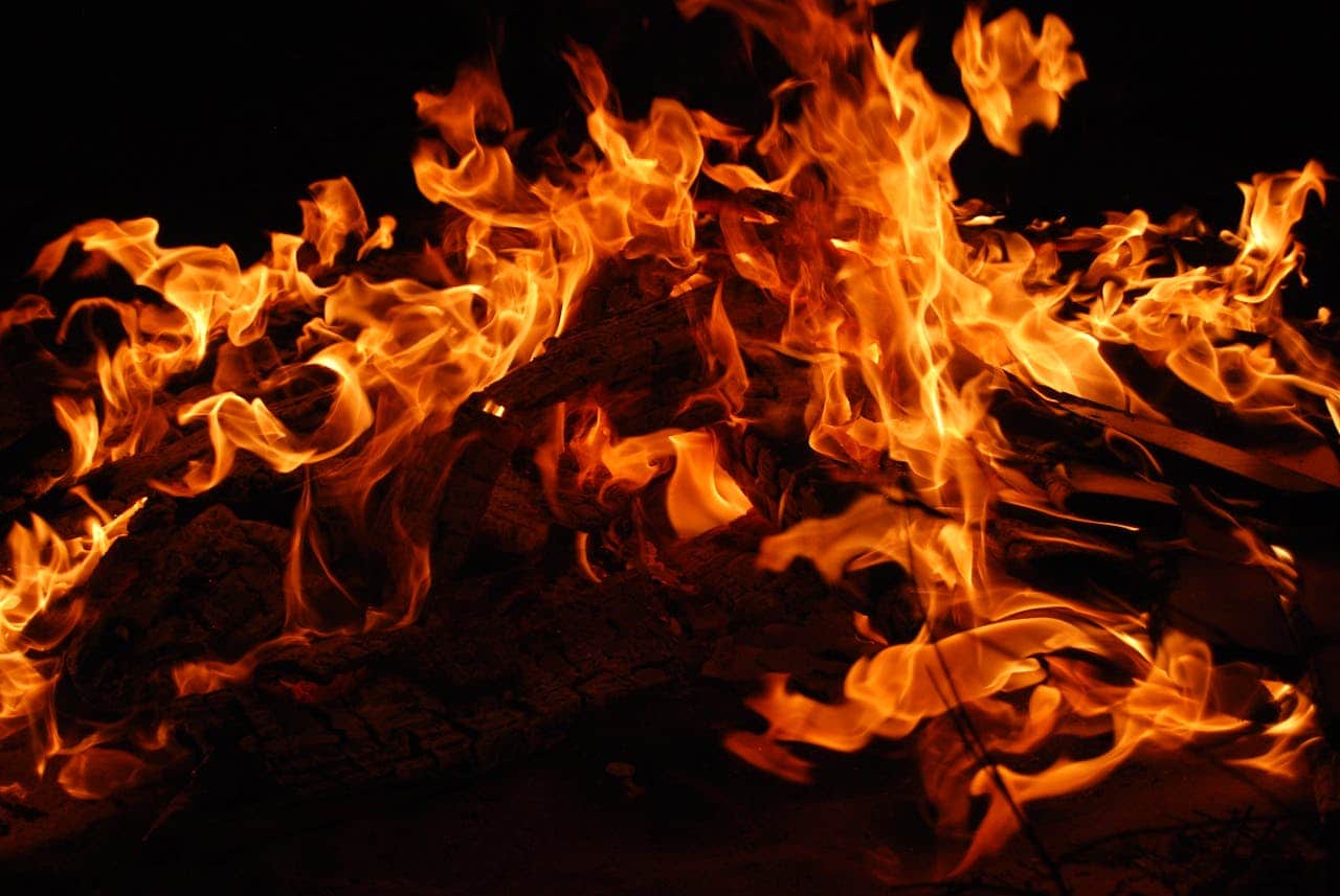 Woning zelf in brand gestoken? Verzekering moet tussenkomen